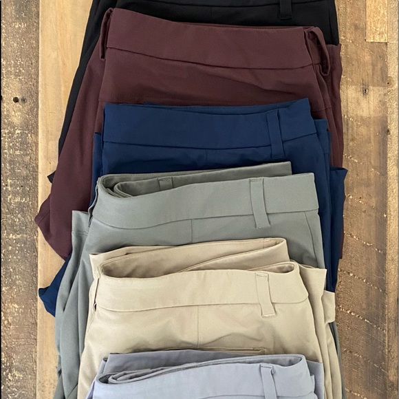 Men’s Lululemon Athletic Wear - Picture 3 of 5